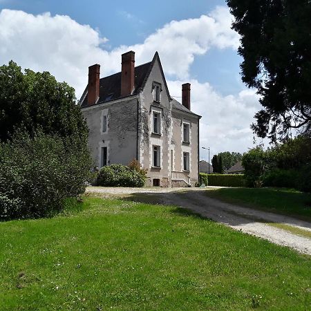 Chantoiseau Ligueil Exterior photo