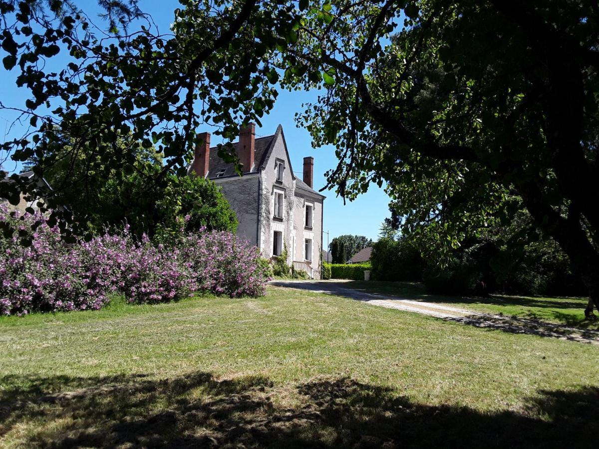 Chantoiseau Ligueil Exterior photo